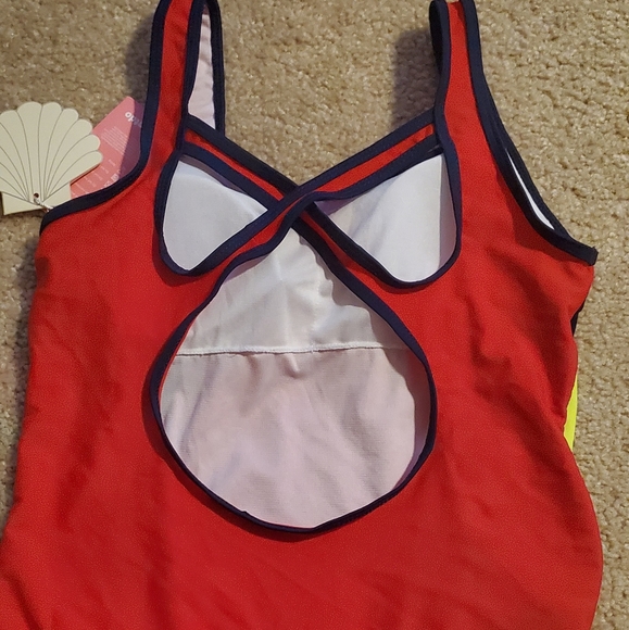 Wantdo size 14 swimsuit - Picture 2 of 3